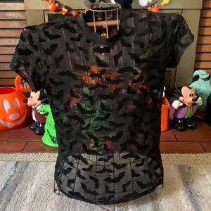 Mesh velvet black bats T-shirt Disney
